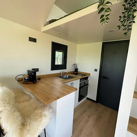 Tinyhouse Noorderlicht هاسْتريشْتْ