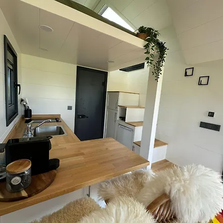 Tinyhouse Noorderlicht هاسْتريشْتْ